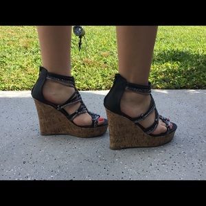Grey cute wedges !!